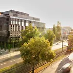 Centre - * Poznaň