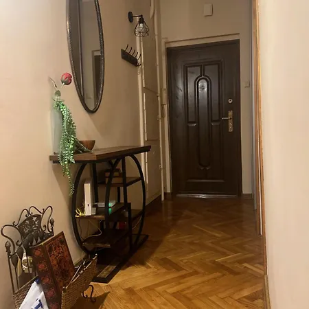 Apartment Centre - *